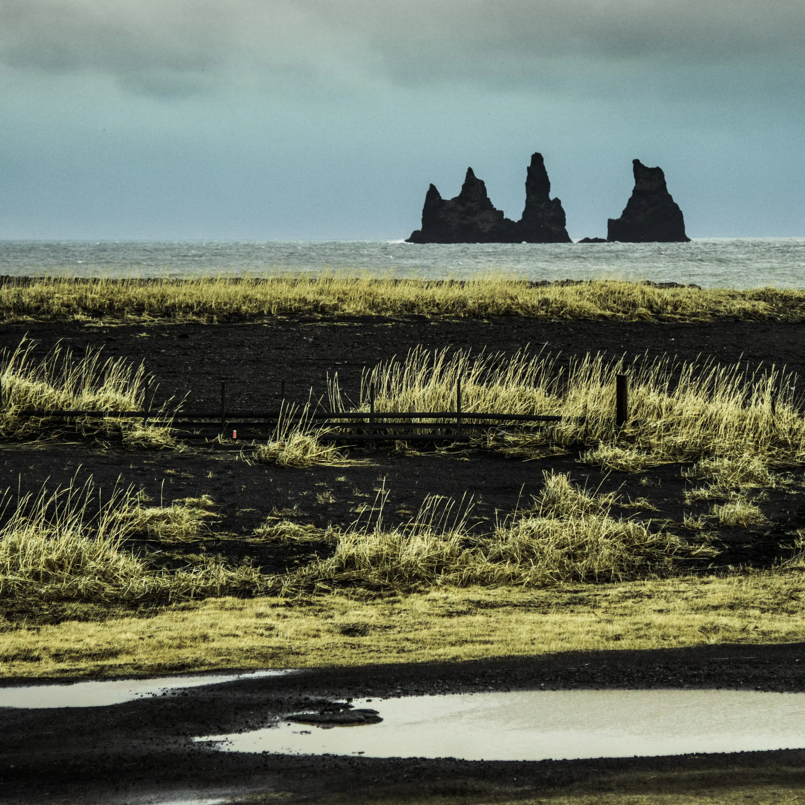 Wandbild (1207) Reynisdrangar 2 präsentiert: Landschaften,Strände