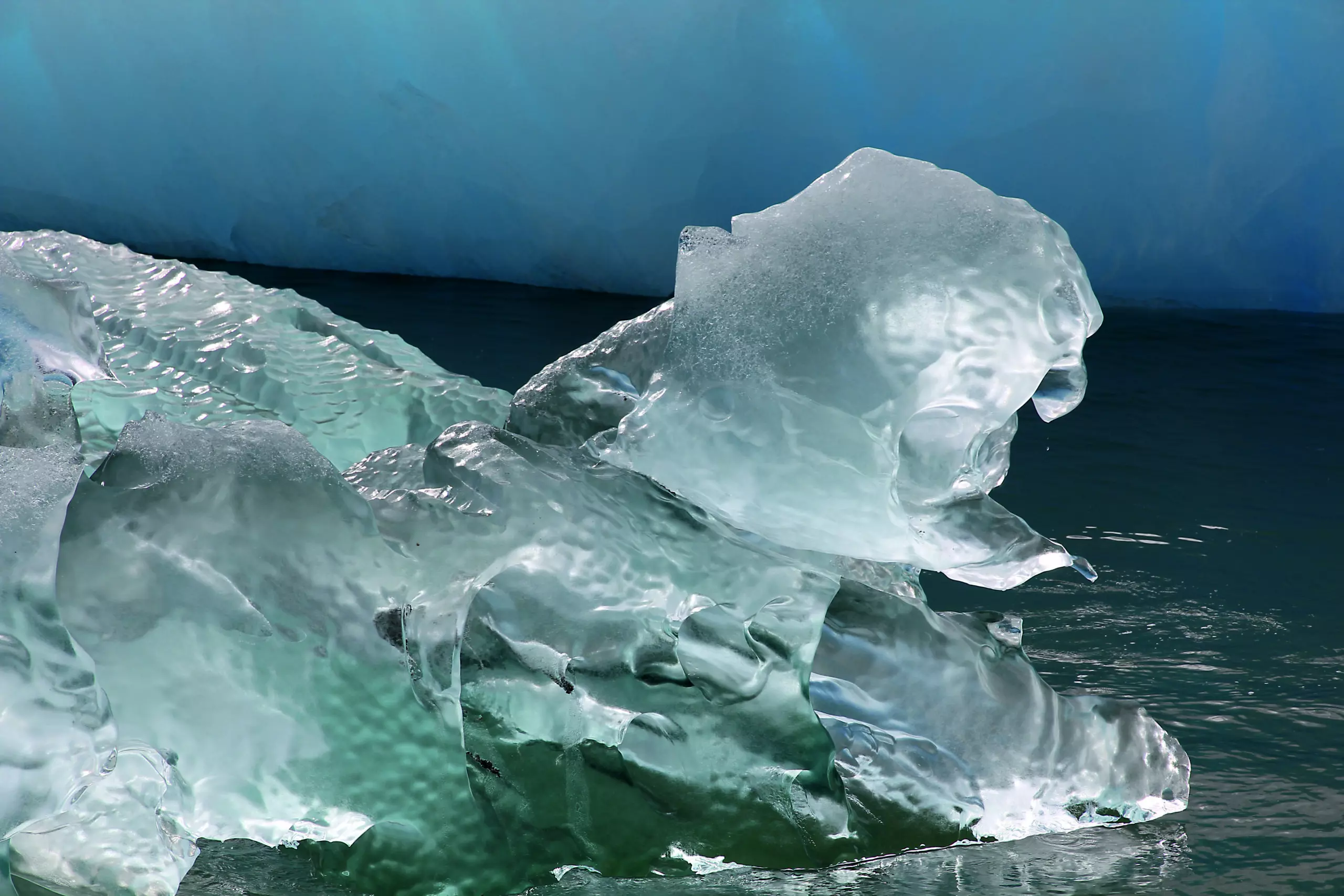 Wandbild (2781) ice bucket 1 präsentiert: Wasser,Details und Strukturen,Landschaften,Schnee und Eis,Gewässer
