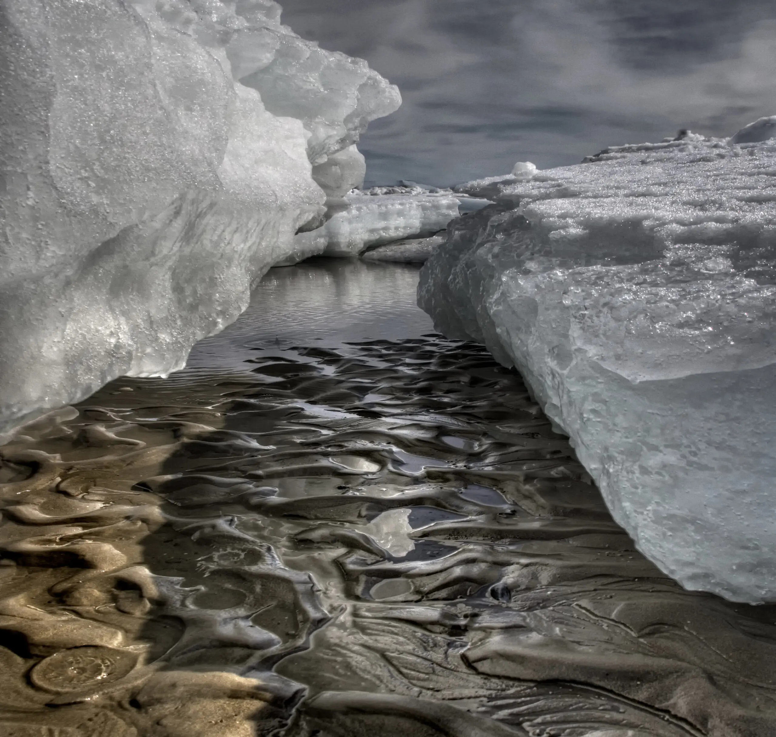 Wandbild (3069) Some say the world will end in ice … präsentiert: Wasser,Details und Strukturen,Landschaften,Schnee und Eis,Winter,Detailaufnahmen